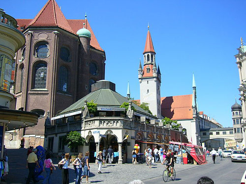 Viktualienmarkt Munich
